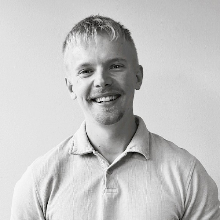 Casper Tolppanen, Trainee